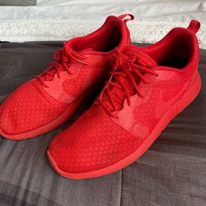 🚨 Nike Men Roshe One Hyperfuse University Red